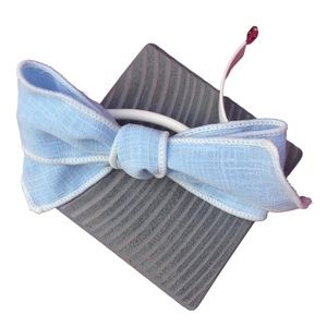Loctia Lined Blue Linen Bow